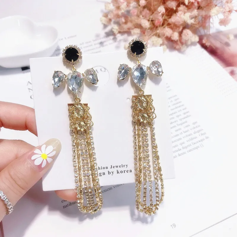 

Korean Style Wings Rhinestones Surround Tassel Earrings Fashion Long Women Earrings Geometric Jewelry