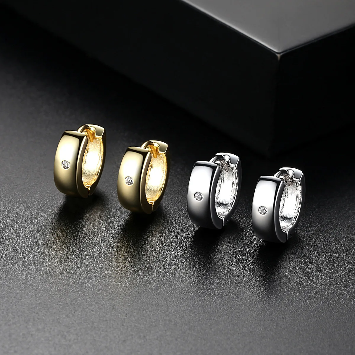 

Trendy Gold/Silver Plated Cubic Zirconia Small Round Circle Ring Earrings for Girls Womens Simple Hoop Earings Fashion Jewelry