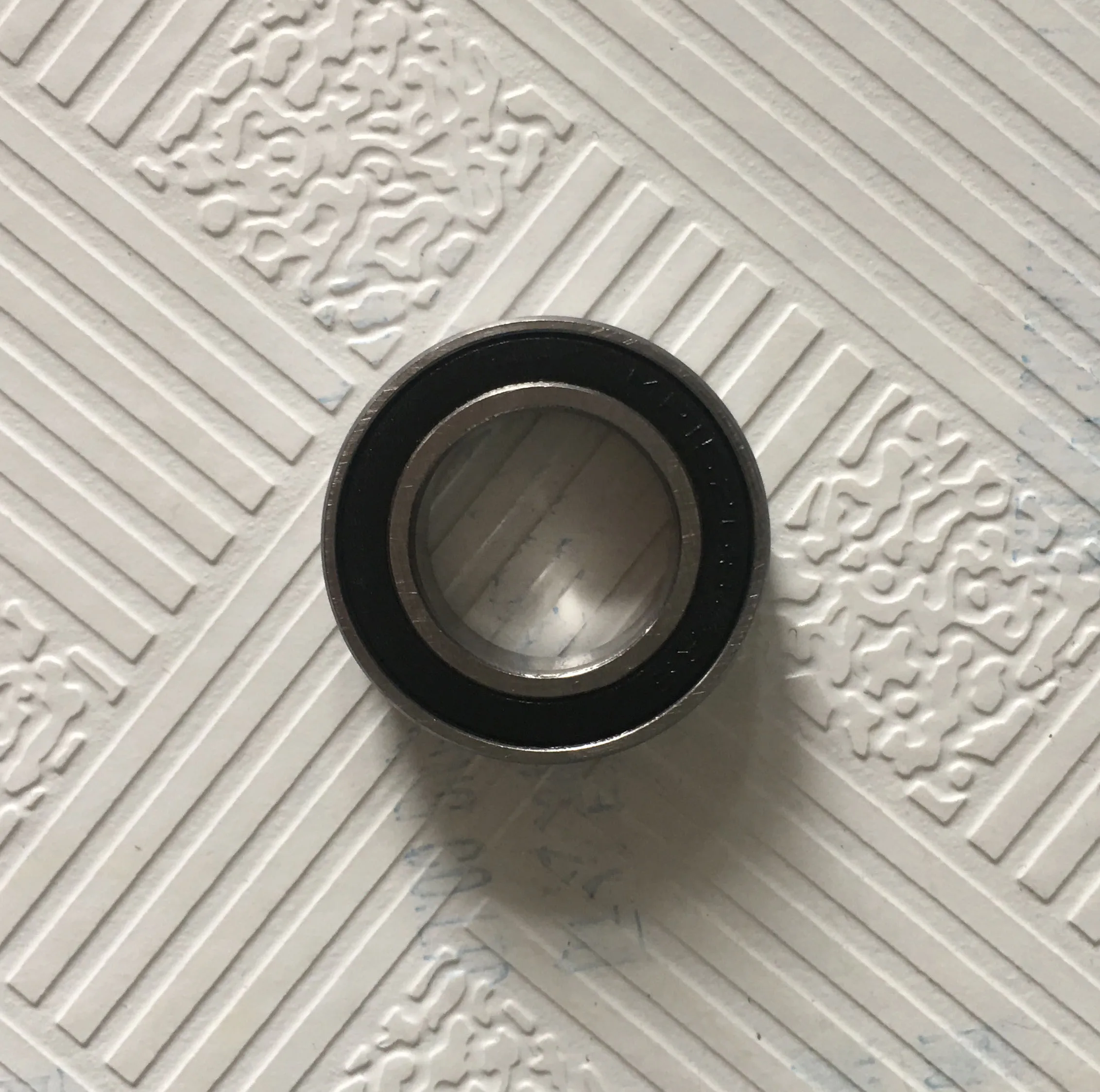 

Free Shipping For AKK BRACKET/MAVIC Hub 2PCS S61903 2RS CB ABEC5 17X30X7mm Stainless Steel Hybrid Bearings