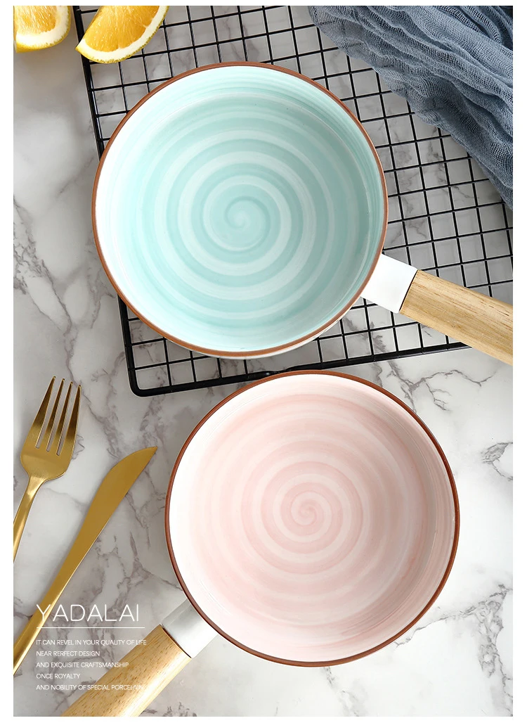Ceramic-bowl-with-handle_05