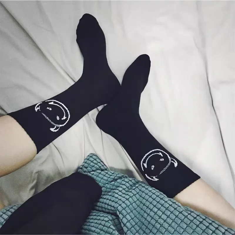 

IMINCN 1Pair Original Design Young People Hiphop Monster Cotton Dance Street High Fashion Black White Sock