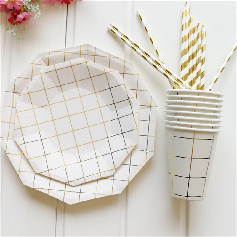 8pcs/set Gold Foil Pink Disposable Tableware Christmas New Year Party Paper Plates Cups Birthday Party Supplies Plastic Straws