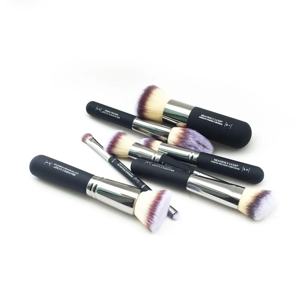 It cosmetics Brush _ 1