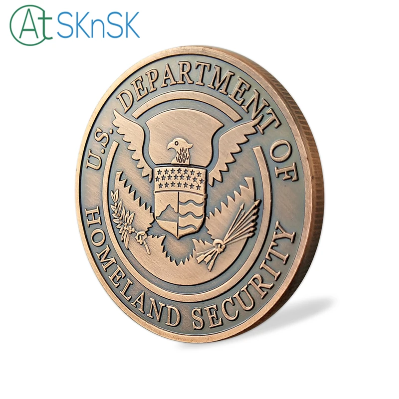 Монетке безопасность. Служба безопасности монетка. Асидофилус 50 биллион нау. Охраняет монеты. Монетке безопасность.