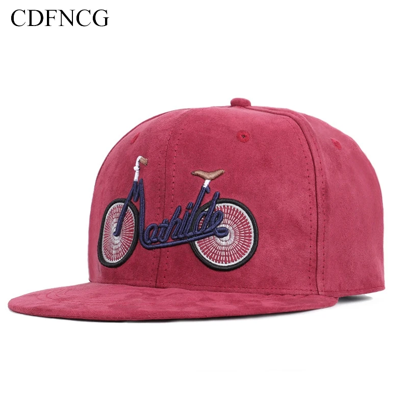 CDFNCG Лето Поп мультфильм вышивка велосипед Snapback хип хоп Уличная бейсболка шляпа от солнца папа для мужчин и женщин - Цвет: red MZ366