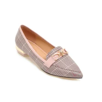 

In the spring of 2018 the new size and comfortable with low side yards 31 shallow mouth pointed shoes of 1824-46