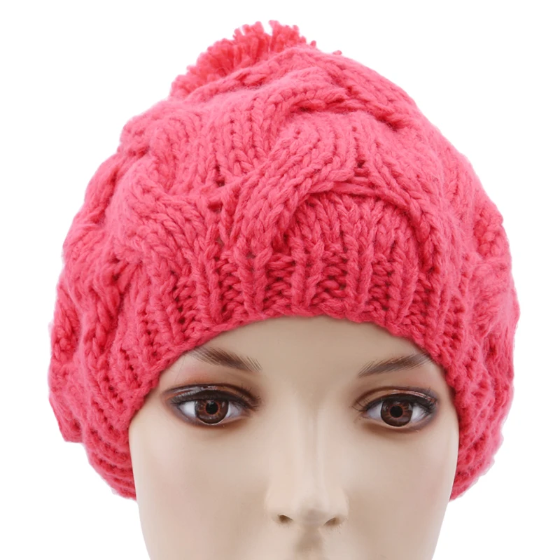 Новая мода шапочки для женщины кепи с цветами 2018 Для женщин зимние Шапки для девочек теплая шерсть вязаная шапка из крученой пряжи