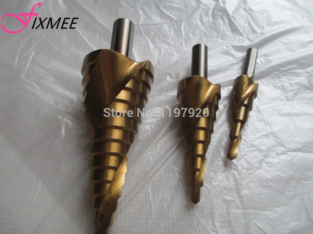 

Fixmee 3 PCS TRIANGLE SHANK HSS SPIRAL GROOVED STEP DRILL SET 4-12MM 4-20MM 4-32MM TITANIUM