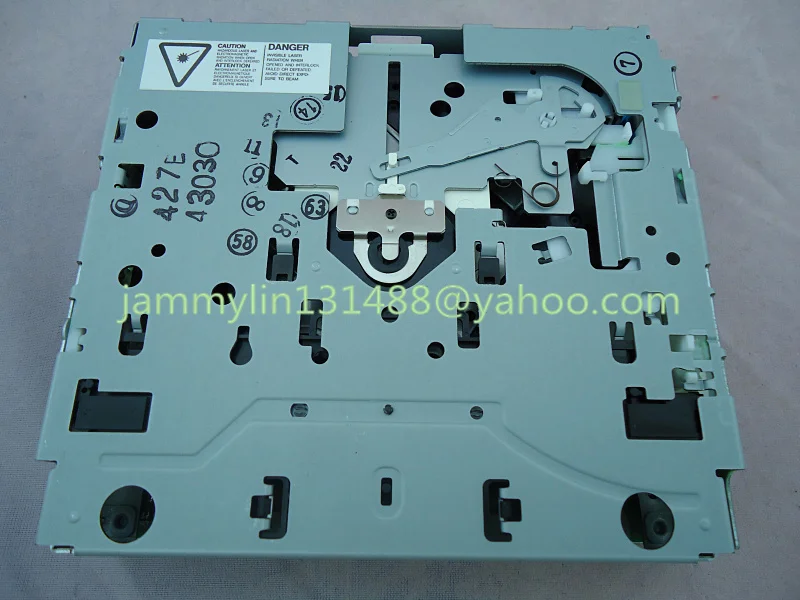 Excellent Mit-subishi DVD navigation mechanism VED0440 for Chrysler Town & Country/Voyager Doddge Caravan Volvoo S60 XC70 V70 XC60 XC90 1