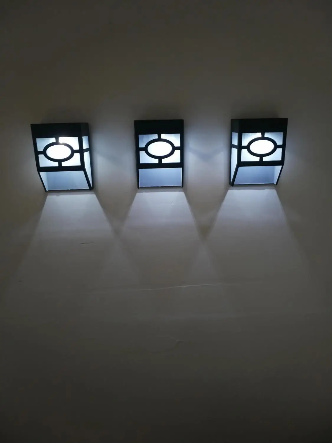 

Wall Lamp Led Solar Powered Lighting Outdoor Garden Yard Path Wall Landscape Lamp Black Lantern LED Light Lamps Waterproof IP55