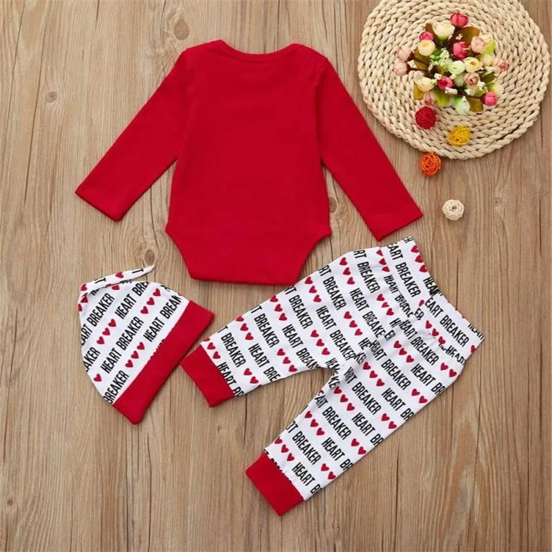 Комплект одежды для новорожденных мальчиков из 3 предметов, комбинезон с надписью+ штаны+ шапка, комплект одежды на День святого Валентина, модный детский комплект, roupas infantis