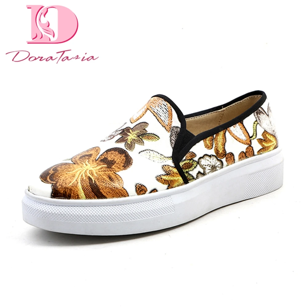

Doratasia new Genuine Leather Slip On Cow Leather Women Shoes leisure printing Hot Sale Wholesale Vulcanize Shoes Woman