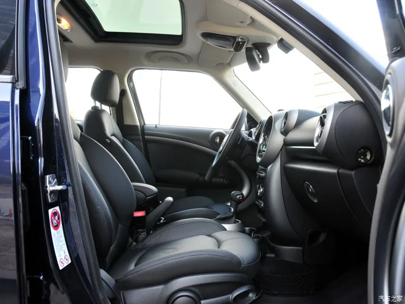 2011 1.6T COOPER S ALL4