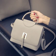 Femmes de Gland De Mode Rabat En Cuir PU Embrayage Sac Dames Sacs À Main marque Femmes Sac à Main Femme 2017 Manche Court Messenger sacs