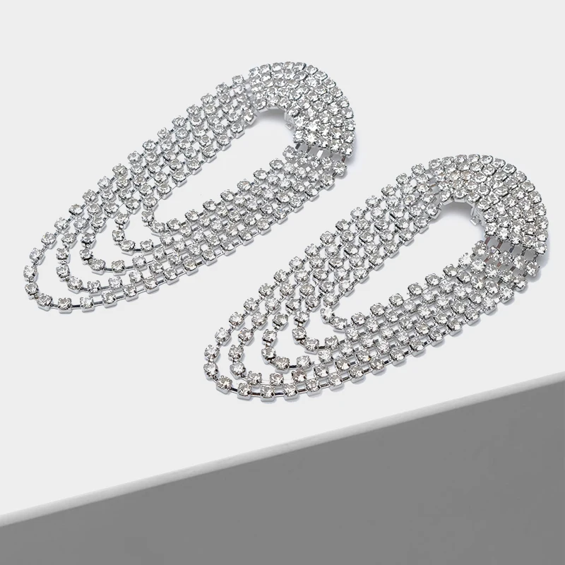 

Crystal geometry ear clip