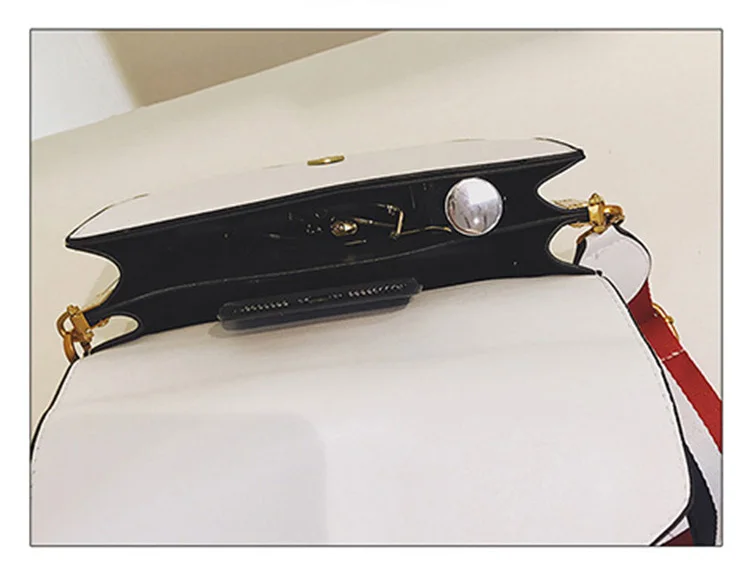 Women Lion Handbag Designer Flap Crossbody Bags Female Famous Brand Fashion Shoulder Bag Wide Strap Lion Head Handbag And Purse (6)