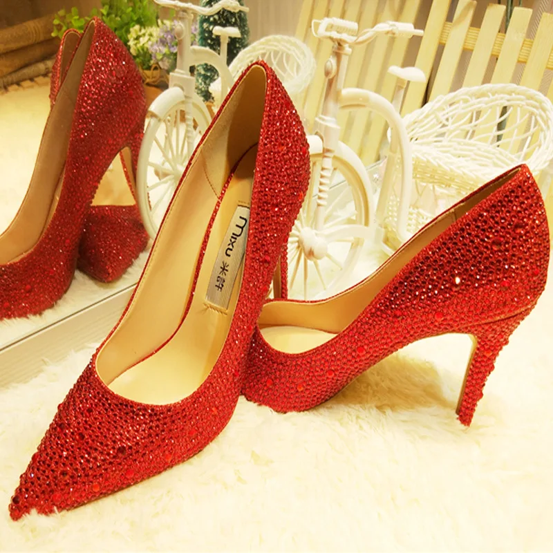 Элитный бренд свадебные туфли Свадебная обувь с маленьким острым носком; обувь на тонком высоком каблуке; Женские однотонные ботинки Стразы Классическая обувь с украшением в виде кристаллов