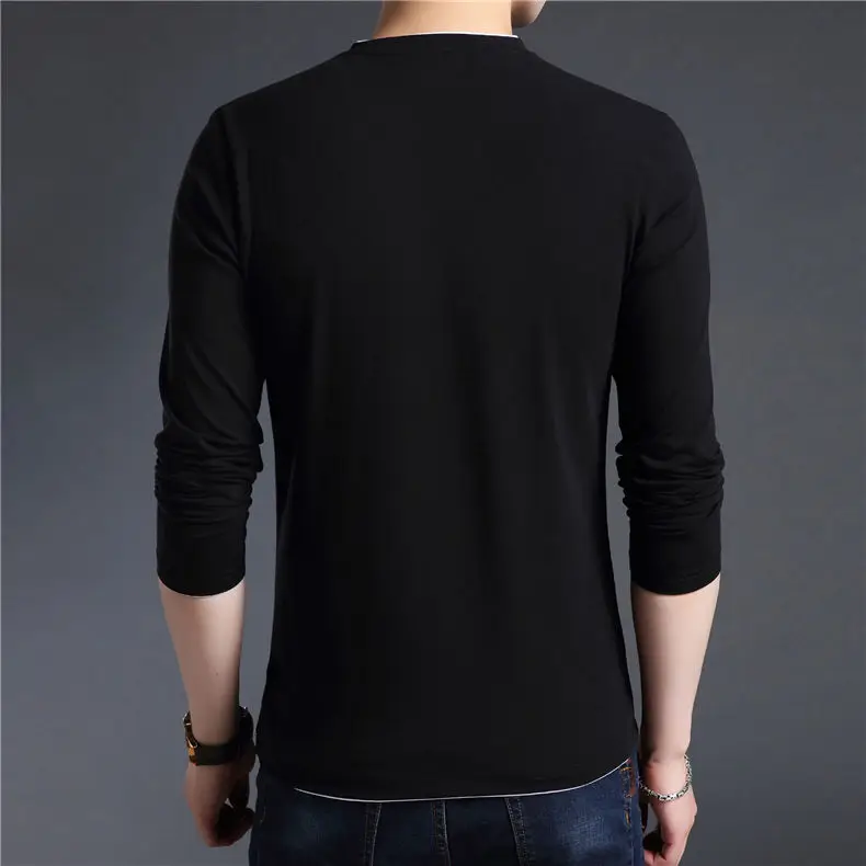 030A8143