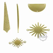 Винтажный стиль сырой латуни длинный листик солнце сверкающие штамповки Шарм DIY ювелирных изделий 1800369