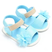 Пляжные В стиле принцессы Обувь для девочек Дети Карамельный цвет милый цветок противоскольжения Повседневное сандалии ребенка Обувь