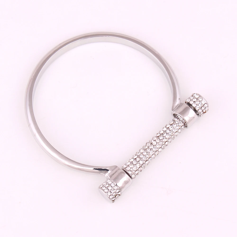 

Removable exaggerated personality full crystal Horseshoe Screw Bracelet for Women