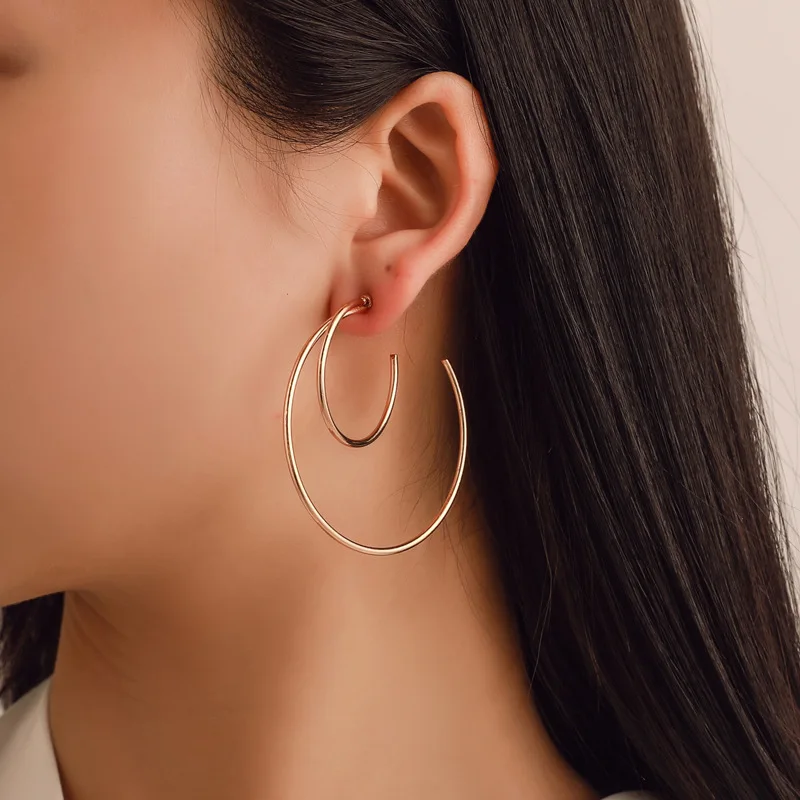 

Simple ladies semi-circular Drop earrings exaggerated overlapping double C woman earrings creative earrings jewelry