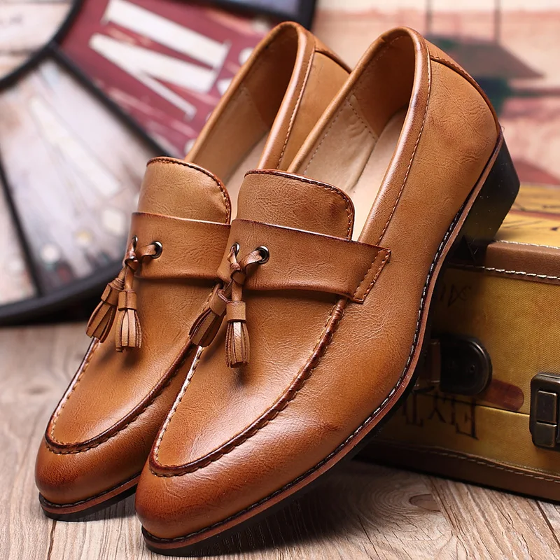 Men Shoes Fashion Leather Doug Casual Flat Tassels Slip-on Driver Dress  Loafers Pointed Toe Moccasin Wedding Shoes H282 - Men's Dress Shoes -  AliExpress