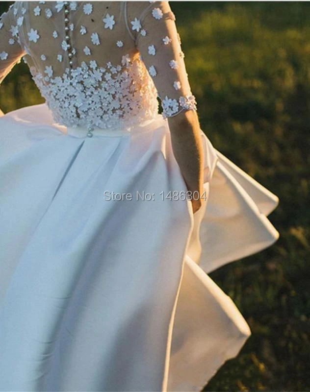 2019 High Low Country Wedding Dresses with Applique Illusion Half Sleeves Bridal Gowns V Neck Sexy Buttons Back Formal Party A Line Dress (3)