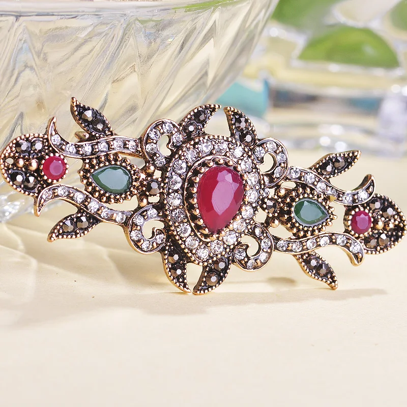 Blucome Latest Style Vintage Brooch Corsage Pins Crystal Joias turco Love Girls Women Delicate Gifts Broches Turkish Jewellery