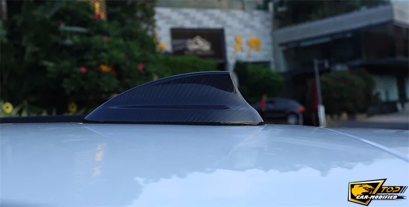 Бесплатная доставка углерода Волокно узор плавник акулы Тип декоративные багажник автомобиля крышу Телевизионные антенны для BMW 3gt
