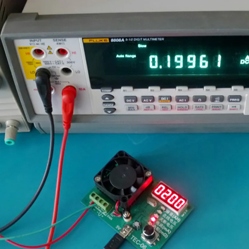 

16W Battery Capacity Tester Load Max 500AH Voltmeter Adjustable Constant Current Electronic Load USB Ameter Meter Indicator