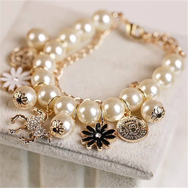 

2019 New Korean Fashion Multilayer Simulated Pearl Beaded Bracelet Crystal Horse Flower Charm Bangle Bracelets For Women Jewelry