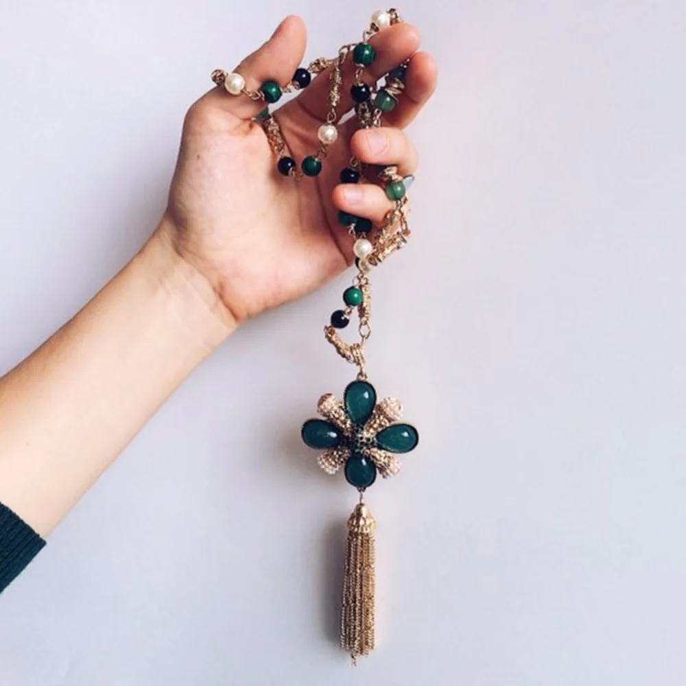 eManco Women's Long Luxury Zinc Alloy Tassel Pendent & Necklace with Imitation Pearl &Acrylic Vintage green Chain necklace