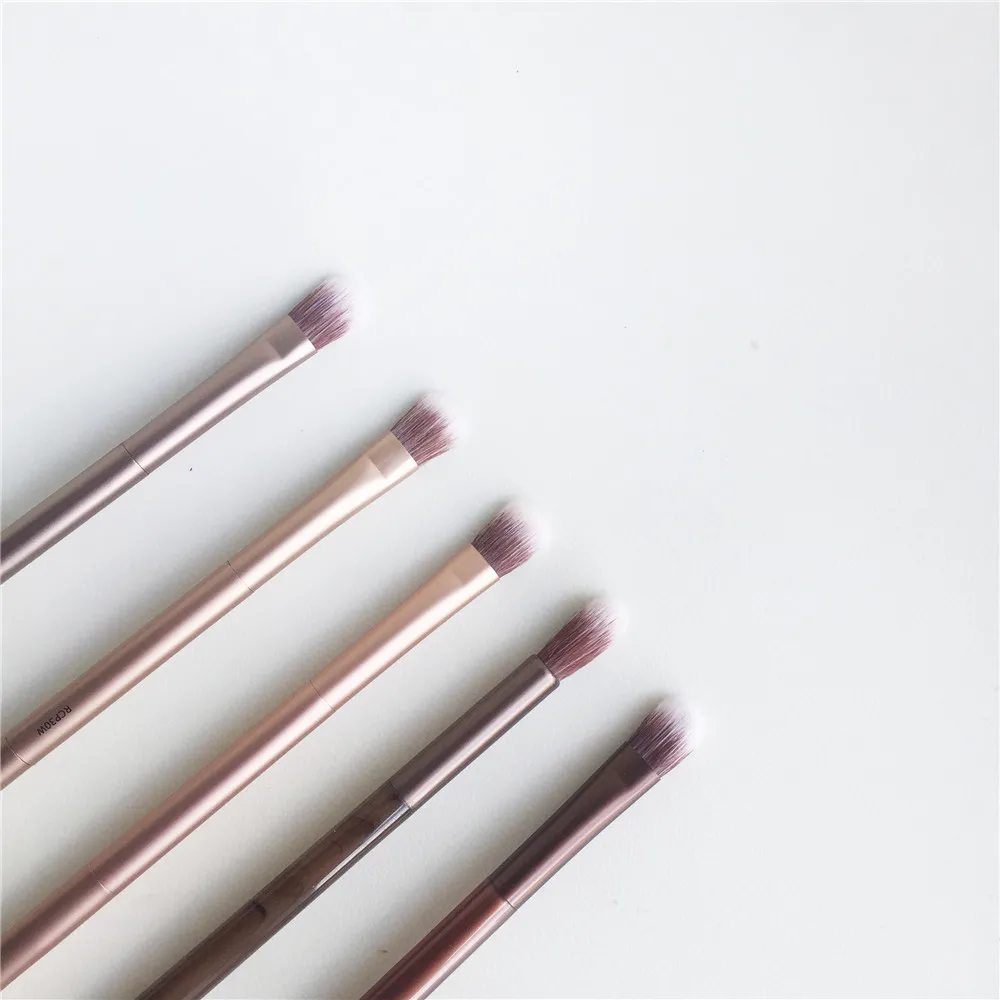 UD NAKED EYESHADOW BRUSHES _ 3