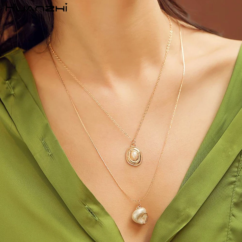 

HUANZHI Korean 2019 Exaggerated New Double layer Geometric Irregular Pearl Shell Pendant Metal Necklace for Women Girls Party