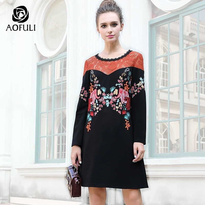 Женское платье AOFULI B6127 черное прямого силуэта с цветочной вышивкой и цветком