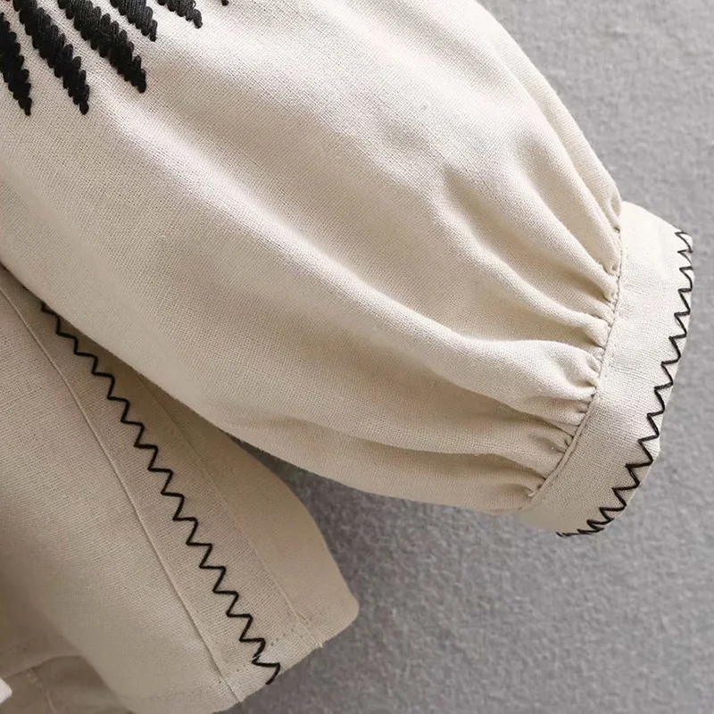 9088683990_147286621