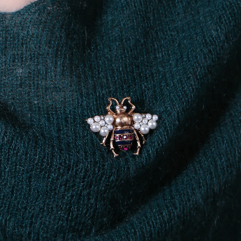insect brooches (1)
