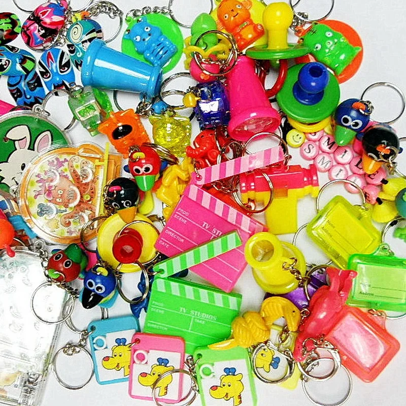 

50X Assorted Style Key Chain Vintage Charm Fashion Favour Kid Pinata School Bag Party Favors Gift Novelty Birthday Prize