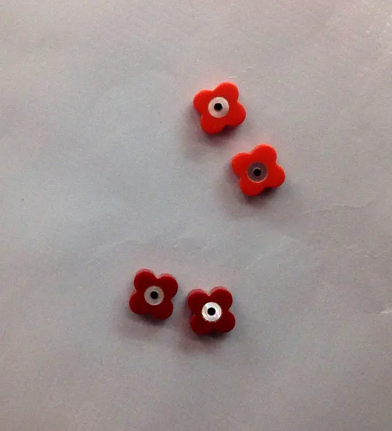

Red MOP Shell mother of pearl Clove cross hamsa Round Coin evil eyes black White pink oranger spacer beads 25pcs