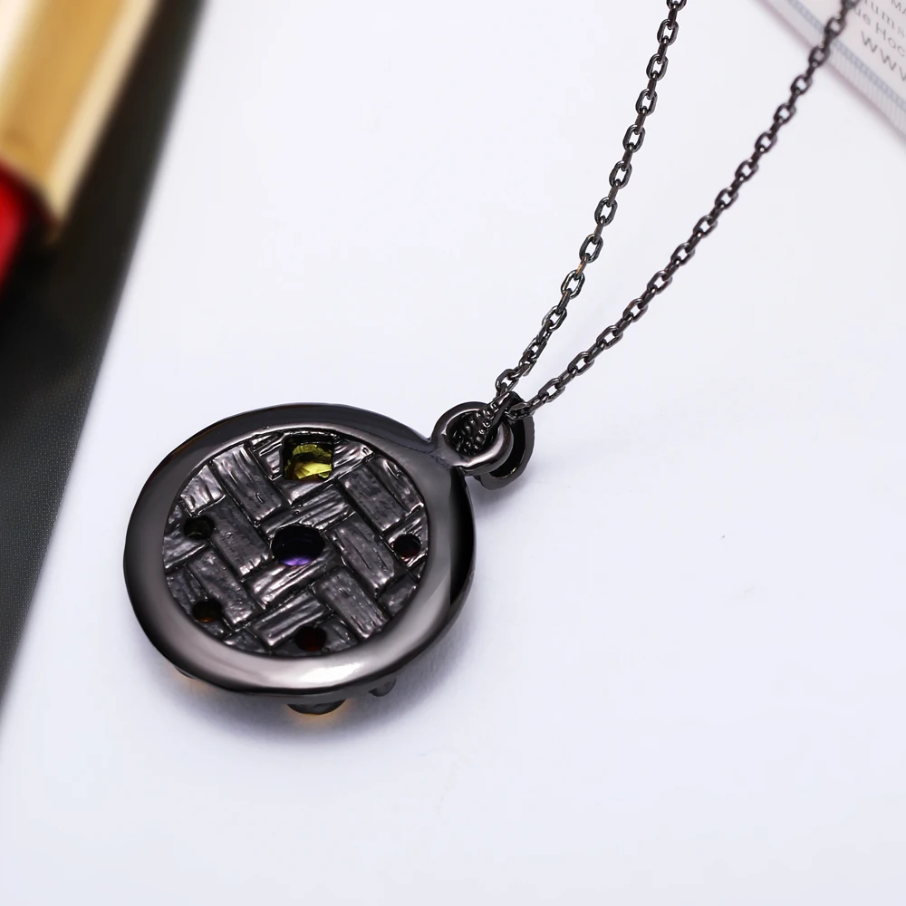 gothic pendant neckalce (1)
