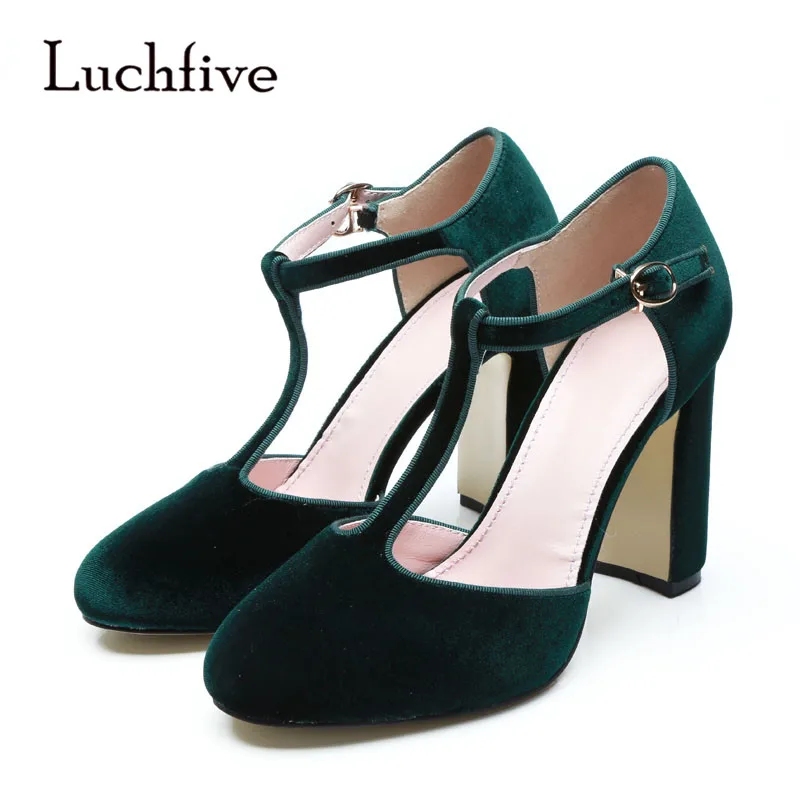 

2018 Luxury Velvet High Heel Shoes Woman Round Toe T-strap Pumps Women Fashion Gladiator Sandals