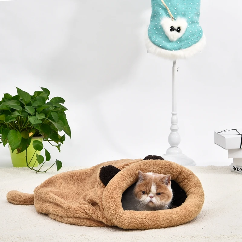 Sac de couchage pour chat hiver