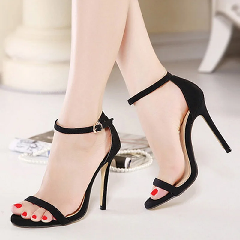 изящные туфли. открытые туфли. босоножки женские на каблуке. босоножки на шпильке. открытые туфли.