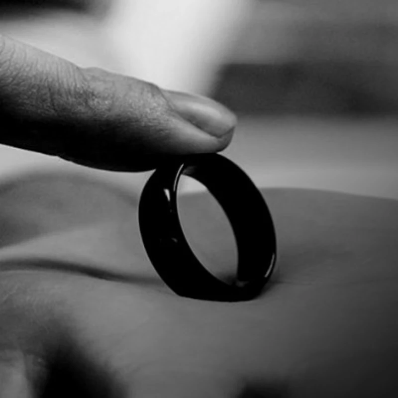 

Free shippin 21mm ring Odyssey by Calen Morelli magic trick ,close up street magic,illusion,fun magic props