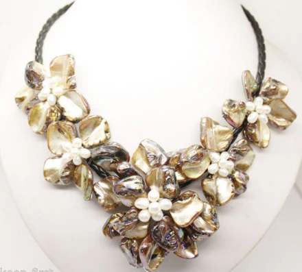 

huij 001166 new brown mother of pearl shell flower necklace 18"long