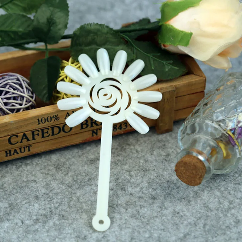 

20pcs/lot False Nail Art Tips Stick Polish Display Practice sunflower Design Board Color Chart Nail Palette Tools