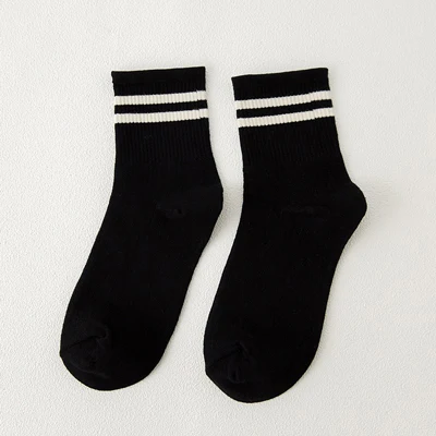 1/2 пары, женские повседневные хлопковые удобные короткие носки в полоску ярких цветов Harajuku Модные женские забавные носки 2 стиля, Meia - Цвет: 1pair Style 1