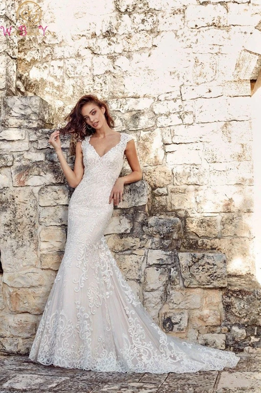 

2019 Mermaid Weeding Dress Gorgeous Full Lace Tulle Appliqued Beach Bridal Gown V-neck Sexy Transparent Back Button Covered Sexy