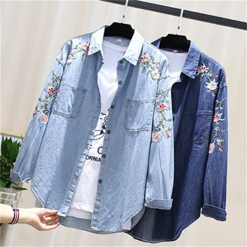 

2019 Spring Fashion Women long sleeve Denim shirts Vintage floral embroidery Turn-down Collar jeans shirt ladies Top blouse w471